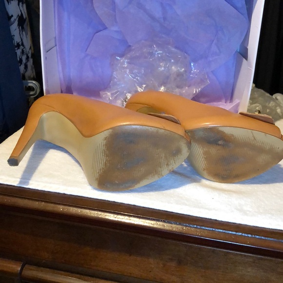 Nine West heels - Picture 3 of 6